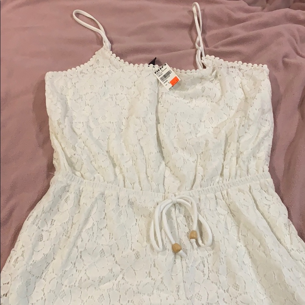Tully’s White Lace Romper
